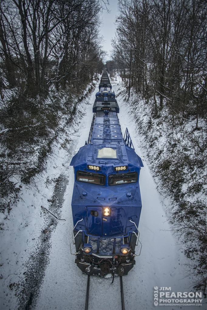 January 20, 2016 - SavaTrans' SS1 makes its way north with a empty coal train with SVTX 1986 and 1982 as power, at Mount Vernon, Indiana. The Chris Cline Group are owners of the company "Savatrans" which purchased three ES44AC locomotives numbered to represent the Penn State Championship football years # 1912, 1982, & 1986. Operating from Sugar Camp Mine in Akin, IL to Abee, IN near Mount Vernon/West Franklin area. - Tech Info: 1/1000 | f/2.8 | ISO 1000 | Lens: Nikon 18mm on a Nikon D800 shot and processed in RAW. ?