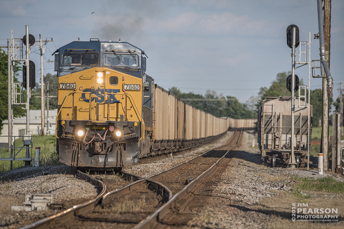 May 6, 2016 - CSX empty coal train E320 pulls out of the siding at the north end of Trenton, Ky as it resumes its trip north on the Henderson Subdivision. - Tech Info: 1/640 | f/5.6 | ISO 160 | Lens: Sigma 150-600 @ 360mm on a Nikon D800 shot and processed in RAW.