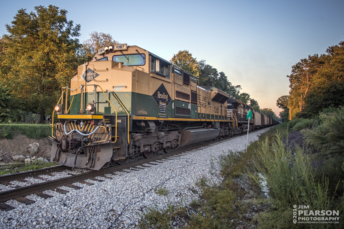 August 22, 2016 - Norfolk Southern Heritage Unit 1067, "Reading Lines" makes on the Indiana Railroad as it approaches the connection at Sullivan, Indiana to CSX's CE&D Subdivision where it continued south to Oaktown, IN to pickup a load of coal.