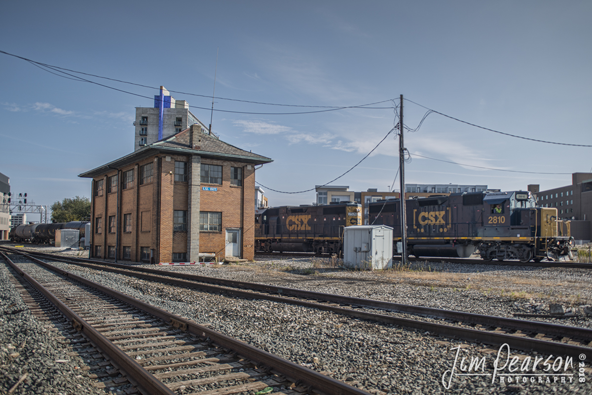 November 3, 2018 - CSXT 2810 passes the I.U. Interlocking tower as it leads a mixed freight westbound on the Indianapolis Terminal Subdivision at Indianapolis, Indiana. - #jimstrainphotos #indianarailroads #trains #nikond800 #railroad #railroads #train #railways #railway #csx #csxrailroad