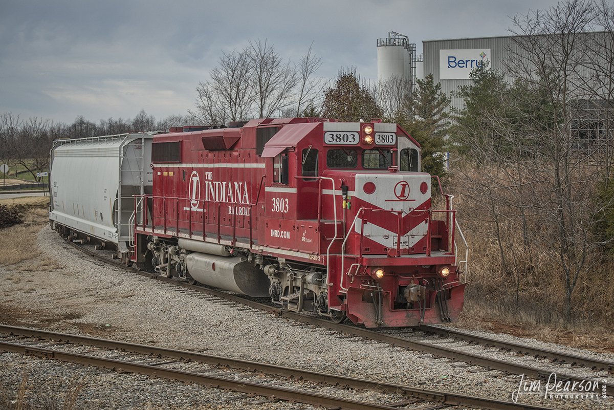 November 23, 2018 - Indiana Railroad 3803 backs a set of empty hoppers into Berry Plastic at Bloomington, Indiana as it does a drop-off and pick-up from the plant. - #jimstrainphotos #indianarailroads #trains #nikond800 #railroad #railroads #train #railways #railway #inrd #indianarailroad