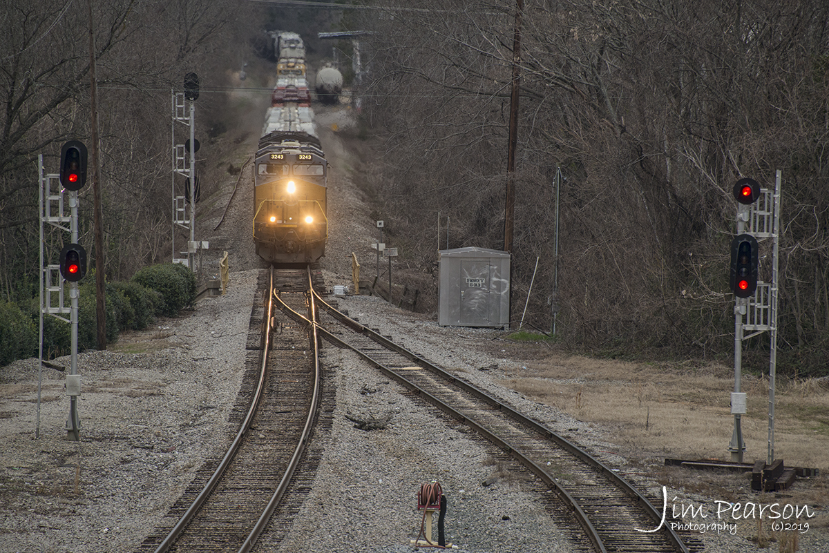 January 12, 2019 - CSX Q583 approaches the south end of Monroe Yard with CSXT 3243 leading as it heads north on Monroe Subdivision at Monroe, NC. - #jimstrainphotos #ncrailroads #trains #nikond800 #railroad #railroads #train #railways #railway #csx #csxrailroad