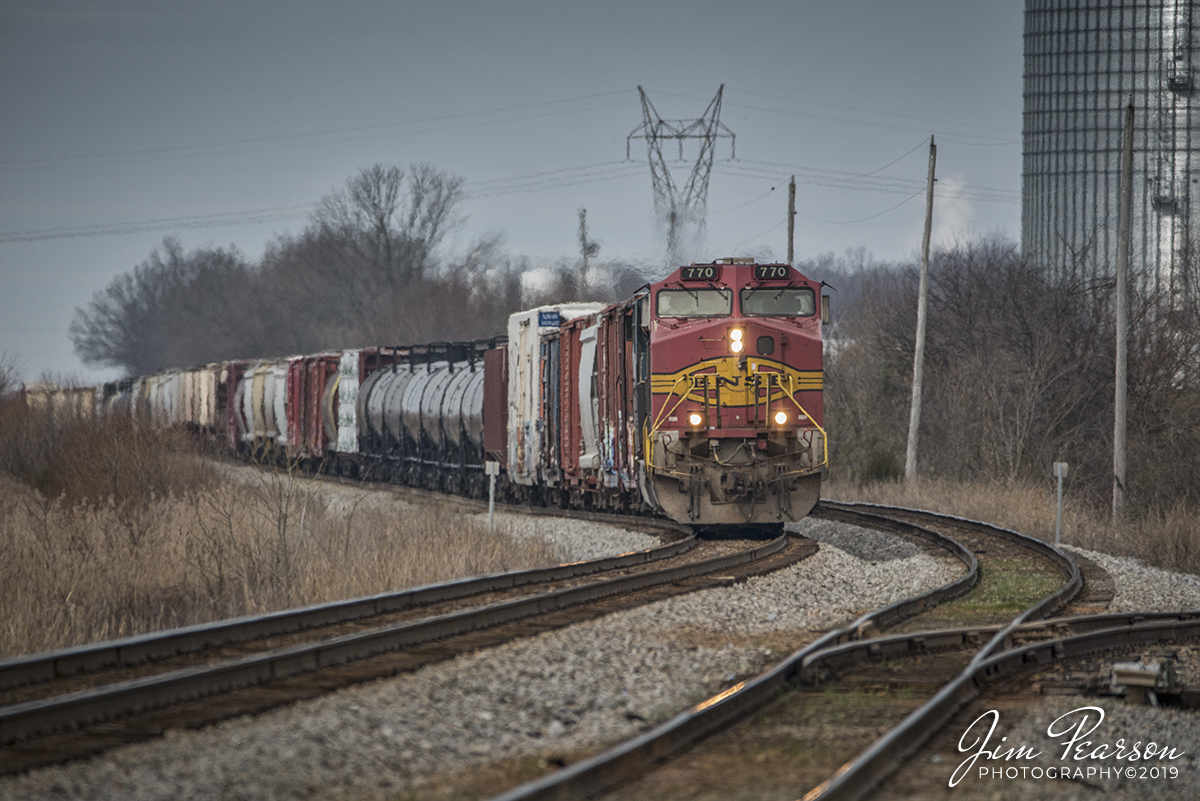 March 11, 2019 - BNSF Warbonnet 770, rounds the curve at Casky Inspection Yard as it leads CSX Q647-10 south on the Henderson Subdivision at Hopkinsville, Ky. - #jimstrainphotos #kentuckyrailroads #trains #nikond800 #railroad #railroads #train #railways #railway #csx #csxrailroad