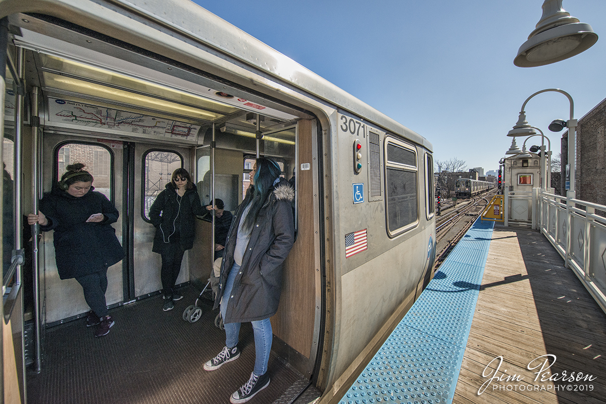 March 23, 2019 - Riders on a Forest Park bound Blue Line Train wait at the Damien Station for a O'Hare bound train to enter the station in Chicago, Illinois. Service was down to one track ahead due to track work, so the wait at the station was longer than usual. - #jimstrainphotos #illinoisrailroads #trains #nikond800 #railroad #railroads #train #railways #railway #cta #thechicagol #chicago