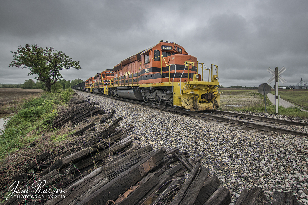 WEB-05.04.19 Indiana Southern Railroad IPL coal train at Oakland City, IN
