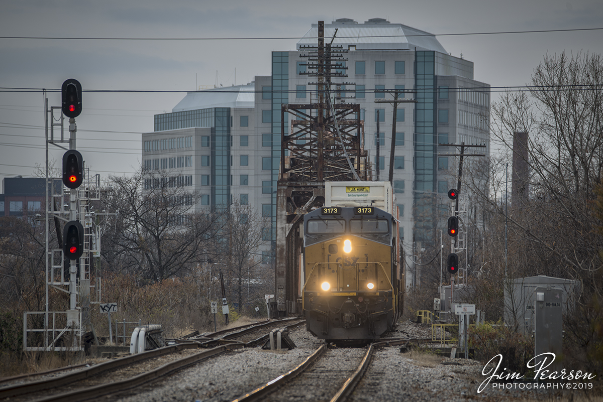 November 26, 2019 - CSX Q028 exits the CR Drawbridge from downtown Nashville, Tennessee as it makes it's way north on the Nashville Terminal Subdivision where it will head to Chicago, Illinois via the Henderson Subdivision.