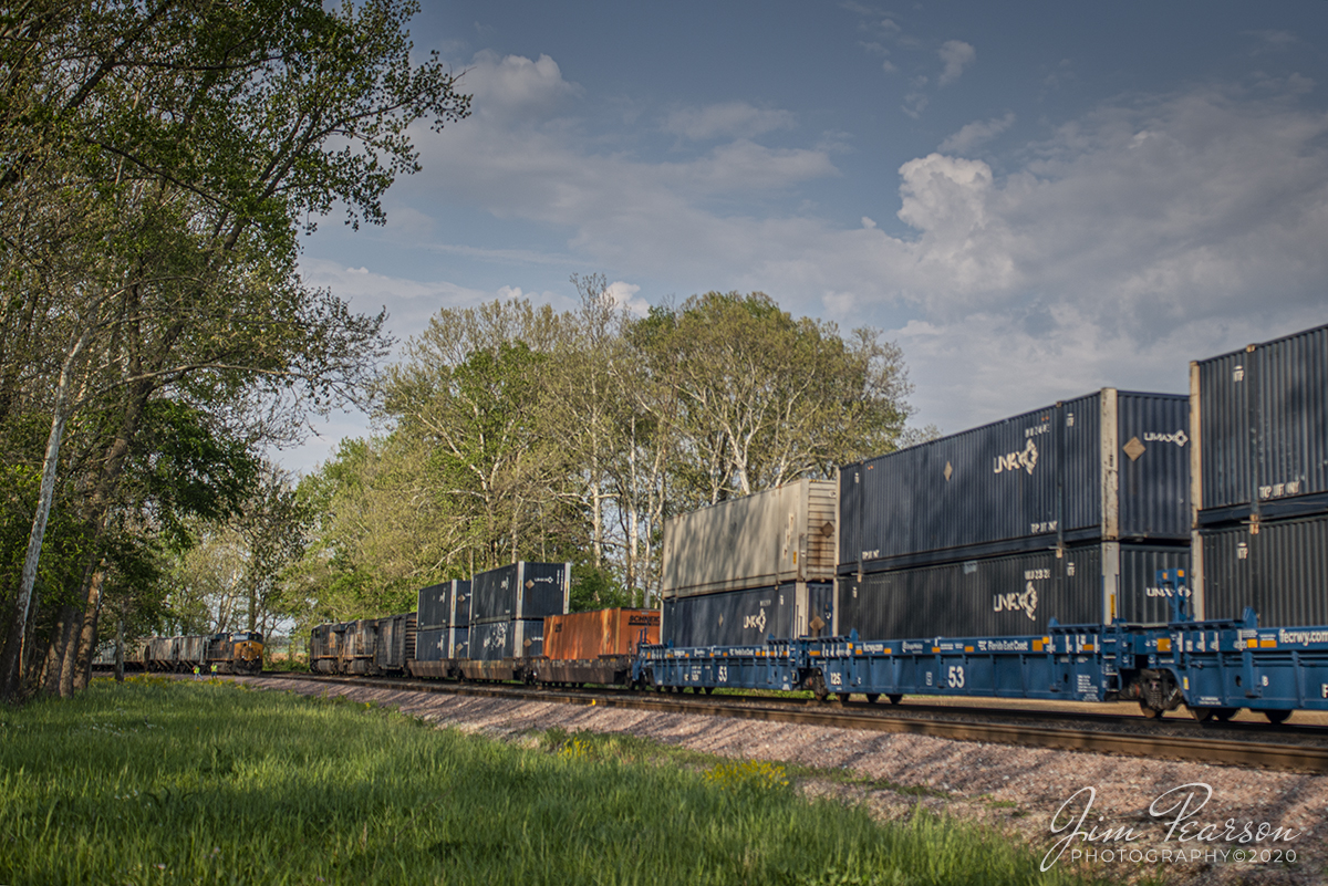 April 28, 2020 - As the late afternoon light rakes across the scene we find the crew on CSX Q513 getting ready to do a roll by inspection on CSX Q028 as it heads north end of the siding at Hazelton, Indiana on the CE&D Subdivision on a beautiful spring day. 

Tech: Nikon D800, Sigma 24-70 at 36mm, f/5, 1/800 @ ISO 125 in RAW.