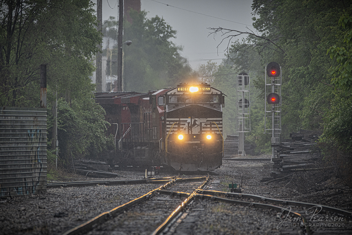 May 8, 2020 - Norfolk Southern 60P pulls off the NS Louisville District onto the Paducah and Louisville Railway at PAL Junction in Louisville, Ky, as it heads through PAL's Oak Street yard and on to the Louisville and Indiana Railroad at Jeffersonville, Indiana with a loaded CP Potash train. 

Tech Info: Nikon D800, RAW, Sigma 150-600 @ 400mm, f/6 at 1/400sec, ISO 360.