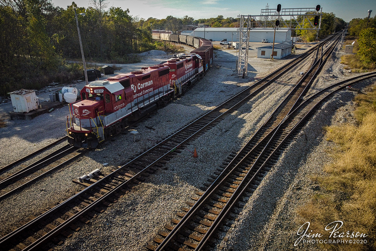 RJC Interchange work

The RJ Corman local arrives back at Guthrie from the Memphis Line to drop off its interchange work from the day, as long shadows from the setting sun rake across the scene on the Henderson Subdivision on October 16, 2020.

Tech Info: DJI Mavic Mini Drone, JPG, 4.5mm (24mm equivalent lens) f/2.8, 1/640, ISO 100.