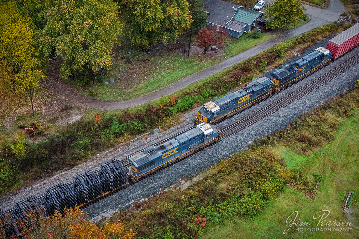 Rolling meet at Nortonville, Ky

CSX Q512 heads north as it passes Q513, heading south, along the Henderson Subdivision on October 29, 2020 on a wet fall day.

Tech Info: DJI Mavic Mini Drone, JPG, 4.5mm (24mm equivalent lens) f/2.8, 1/120, ISO 200.
