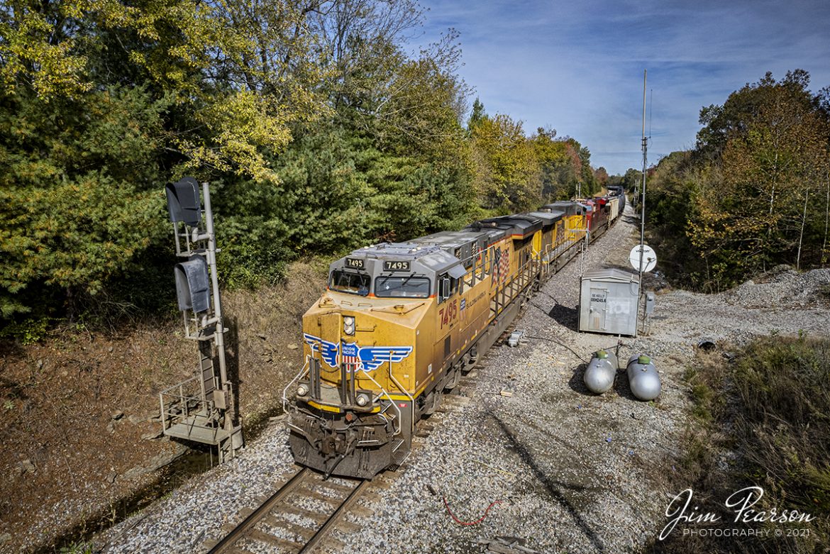 Union Pacific 7495 leads CSX K423, a loaded ethanol tank train out of the siding at the south end of the siding at Kelly, Kentucky as it continues its south movement on the CSX Henderson Subdivision with a second UP and a Canadian Pacific unit trailing on November 1st, 2021.

Tech Info: DJI Mavic Air 2S Drone, RAW, 22mm, f/2.8, 1/2000, ISO 120.

#trainphotography #railroadphotography #trains #railways #dronephotography #trainphotographer #railroadphotographer #jimpearsonphotography