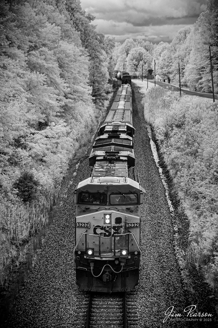 This week’s Saturday Infrared photo is of CSX local L391 as it approaches the US 41 overpass at Mortons Gap, Kentucky on the Henderson Subdivision on its way south to Hopkinsville, KY after doing it’s work at Atkinson Yard in Madisonville, Ky on May 5th, 2022.

Tech Info: Fuji XT-1, RAW, Converted to 720nm B&W IR, Nikon 50mm, f/4.5, 1/110, ISO 200.

#trainphotography #railroadphotography #trains #railways #jimpearsonphotography #infraredtrainphotography #infraredphotography #trainphotographer #railroadphotographer #csxrailroad #csxhendersonsubdivision
