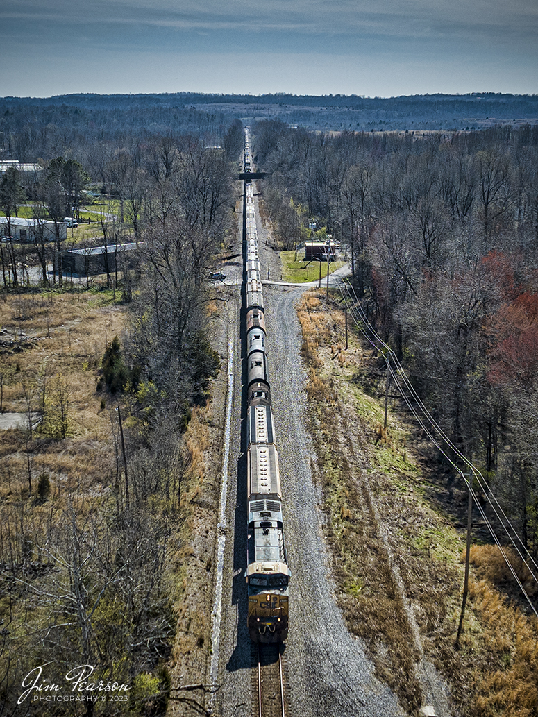 CSX M512 makes its way north from the location know as Monarch on the railroad as it heads north at Madisonville, Ky on the CSX Henderson Subdivision on March 20th, 2023.

Tech Info: DJI Mavic 3 Classic Drone, RAW, 24mm, f/2.8, 1/3200, ISO 280.

#trainphotography #railroadphotography #trains #railways #dronephotography #trainphotographer #railroadphotographer #jimpearsonphotography #kentuckytrains #csx #csxrailway #csxhendersonsubdivision #MadisonvilleKy #mavic3classic #drones #trainsfromtheair #trainsfromadrone