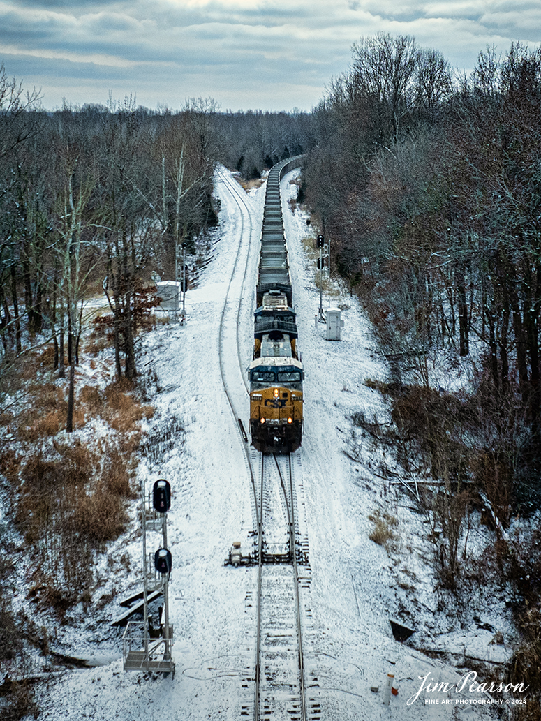 Empty coal train E319, Cross, SC	Evansville, IN (EVWR) to Sugar Creek Mine, heads north at East Diamond on January 15th, 2024, on the Henderson Subdivision. The track to the left is the connector between CSX and the Paducah and Louisville Railway. It’s called East Diamond because it used to be the connector also to the East Diamond Coal loadout, when doesn’t exist any longer.

Tech Info: DJI Mavic 3 Classic Drone, RAW, 22mm, f/2.8, 1/4000, ISO 150.

#trainphotography #railroadphotography #trains #railways #jimpearsonphotography #trainphotographer #railroadphotographer #csxt #dronephoto #trainsfromadrone #csxhendersonsubdivision #trending