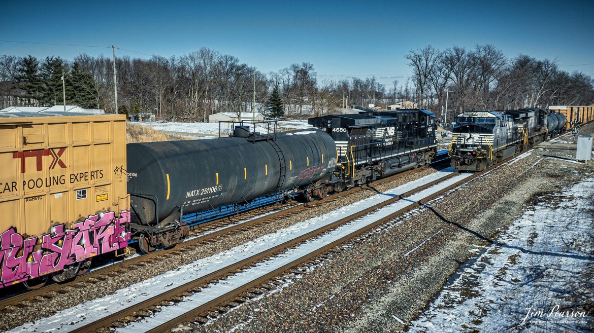 Norfolk Southern NS 167, left, and NS 168 meet at East Douglas, just east of Princeton, Indiana on February 17th, 2024, on the NS Southern East District. 

Tech Info: DJI Mavic 3 Classic Drone, RAW, 22mm, f/8, 1/2500, ISO 100.

#trainphotography #railroadphotography #trains #railways #jimpearsonphotography #trainphotographer #railroadphotographer #dronephoto #trainsfromadrone #NS #norfolksouthern #trending