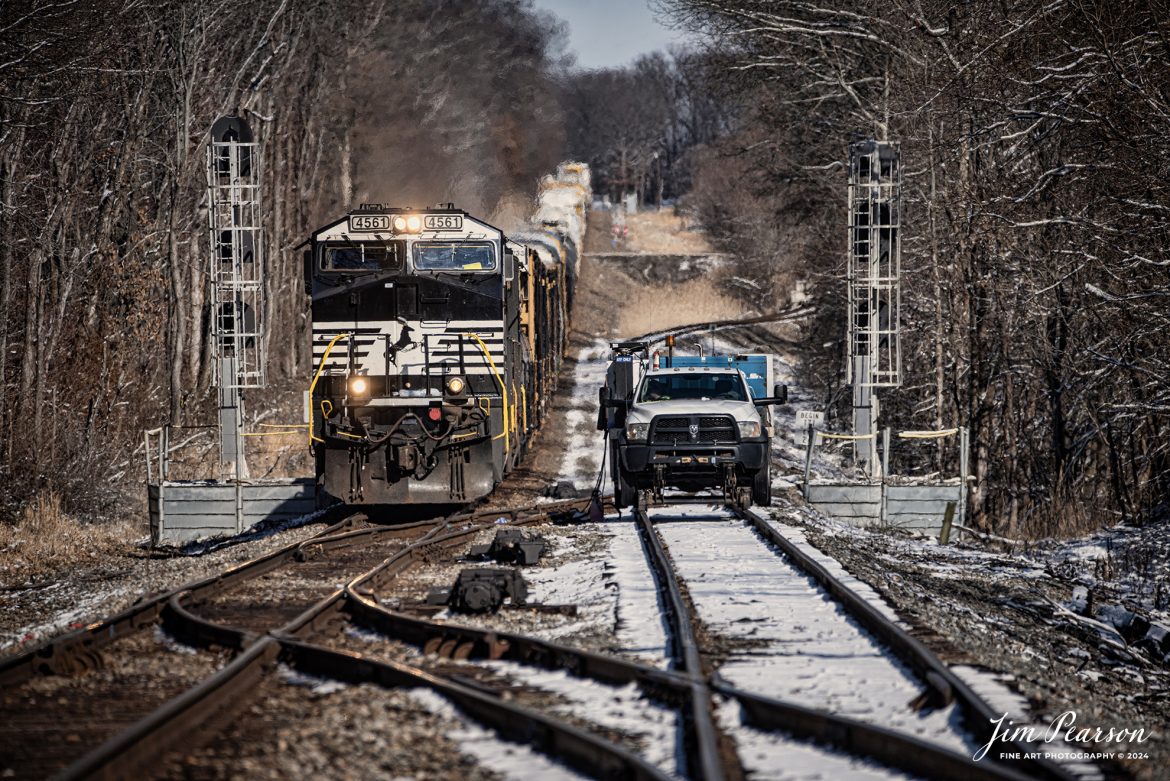 Norfolk Southern 4561 creeps through Hatfield Junction as they pass Maintenance of Way at the crossover at 10mph as they head west with NS 168, just outside of Oakland City, Indiana on the NS Southern East District on February 17th, 2024.


Tech Info: Nikon D810, RAW, Sigma 150-600 @ 360mm, f/5.6, 1/1250, ISO 100.

#trainphotography #railroadphotography #trains #railways #trainphotographer #railroadphotographer #jimpearsonphotography #NikonD810 #IndianaTrains #NS #NorfolkSouthern #trending