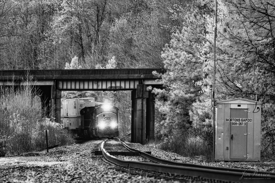 In this week’s Saturday Infrared Photo, we catch CSX intermodal I128 as it pulls under the highway 41 overpass at Mortons Gap, Kentucky on March 26th, 2024, on the Henderson Subdivision.

Tech Info: Fuji XT-1, RAW, Converted to 720nm B&W IR, Sigma 150-600 @ 240mm, f/5.6, 1/125, ISO 400.

#trainphotography #railroadphotography #trains #railways #jimpearsonphotography #infraredtrainphotography #infraredphotography #trainphotographer #railroadphotographer #csxrailroad #infraredphotography #trending