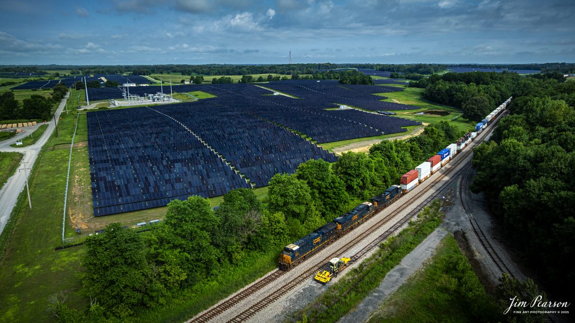 CSXT 3252 lead hot intermodal I025 south at Anaconda, just south of Robards, Kentucky as they pass the newly constructed Solar energy fields, on the CSX Henderson Subdivision, on July 11th, 2025.

Tech Info: DJI Mavic 3 Classic Drone, RAW, 22mm, f/2.8, 1/1600, ISO 130.

#railroad #railroads #train, #trains #railway #railway #steamtrains #railtransport #railroadengines #picturesoftrains #picturesofrailways #besttrainphotograph #bestphoto #photographyoftrains #bestsoldpicture #JimPearsonPhotography #trainsfromtheair #trainsfromadrone