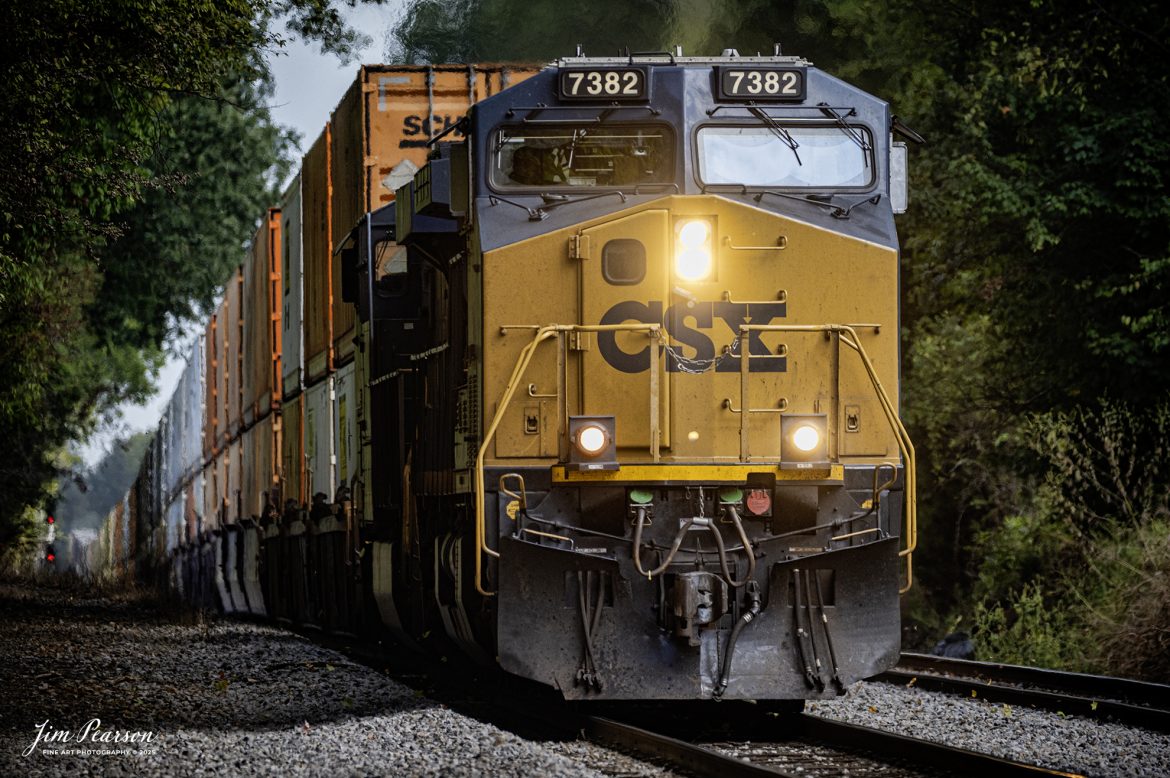 CSXT 7382 leads northbound CSX I026 from the south end of Cedar Hill, TN, on the CSX Henderson Subdivision on October 3rd, 2025.

Tech Info: Nikon Z6ii, RAW, Sigma 150-600 @ 390mm, f/6.3, 1/800, ISO 800

#railroad #railroads #train, #trains #railway #railway #railtransport #railroadengines #picturesoftrains #picturesofrailways #besttrainphotograph #bestphoto #photographyoftrains #bestsoldpicture #JimPearsonPhotography