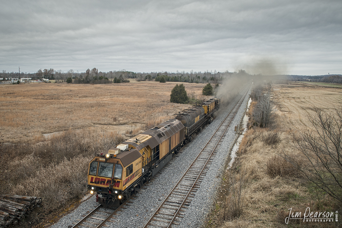 November 24, 2018 - Amtrak 390, the Saluki, pulls north in the early morning sun as it begins its run to Chicago from Carbondale, Illinois on CN's Centralia Subdivision. - #jimstrainphotos #illinoisrailroads #trains #nikond800 #railroad #railroads #train #railways #railway #amtrak #passengertrains #cnrailway