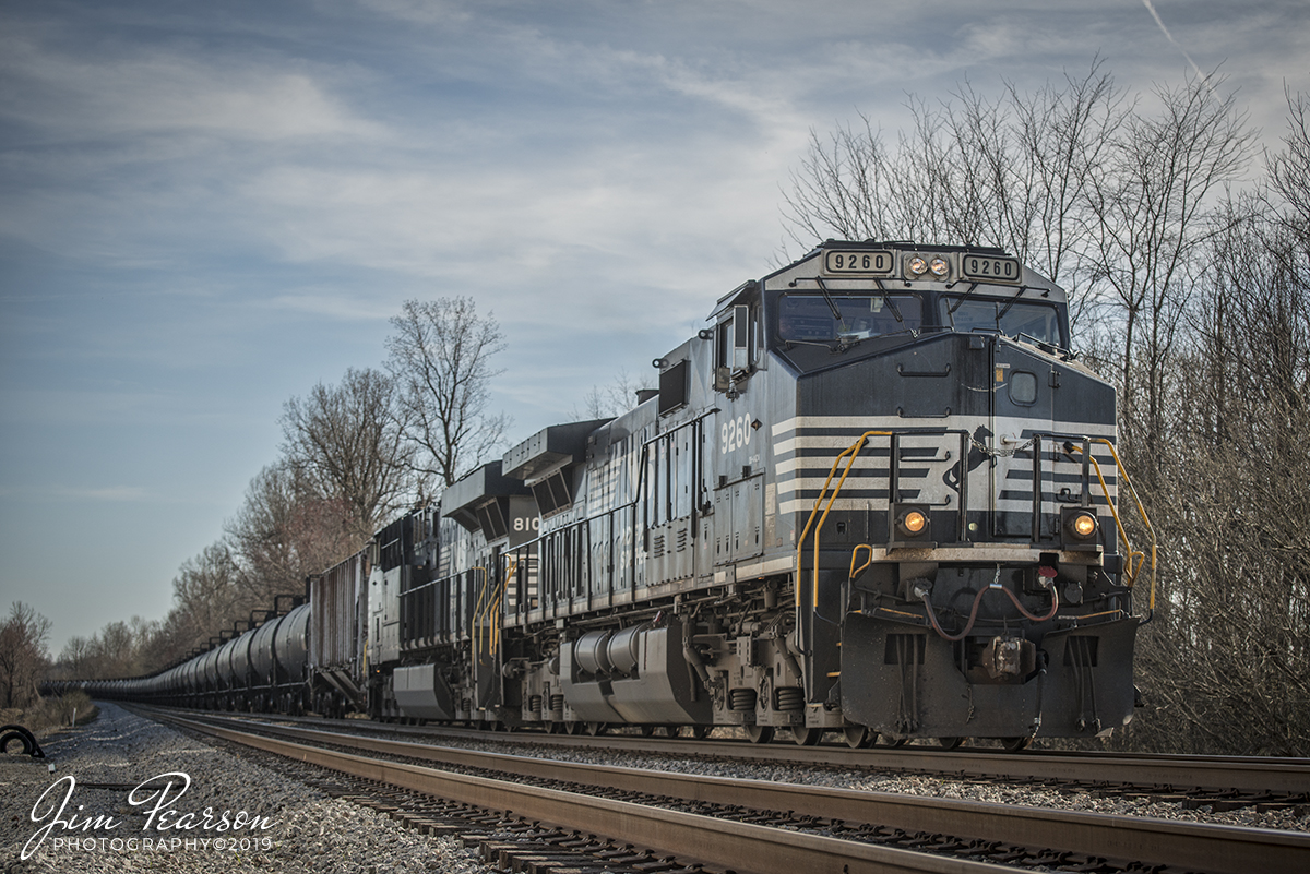 March 27, 2019 CSX Ethanol Tank train K721, led by Norfolk Southern 9260 with 8106 trailing, passes the siding at the north end of Slaughters and it heads north on CSX's Henderson Subdivision at Slaughters, Ky. - #jimstrainphotos #kentuckyrailroads #trains #nikond800 #railroad #railroads #train #railways #railway #csx #csxrailroad #nsrailway