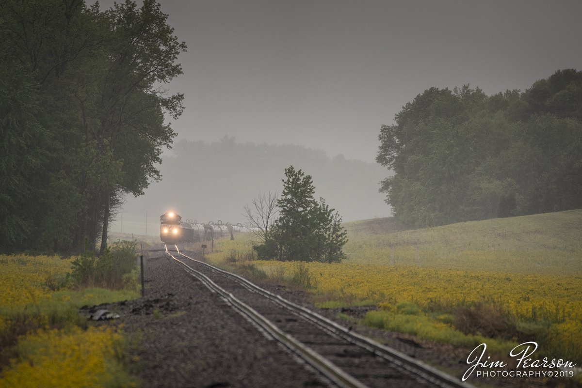 WEB-05.04.19 NS 60A on the Evansville Branch, Huntingburg, IN