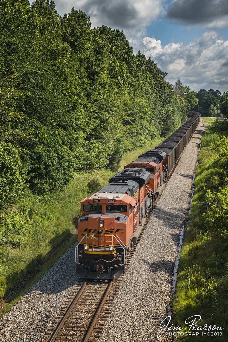 WEB-06.13.19 CSX R901 SB with BNSF Power at Mortons Gap, Ky