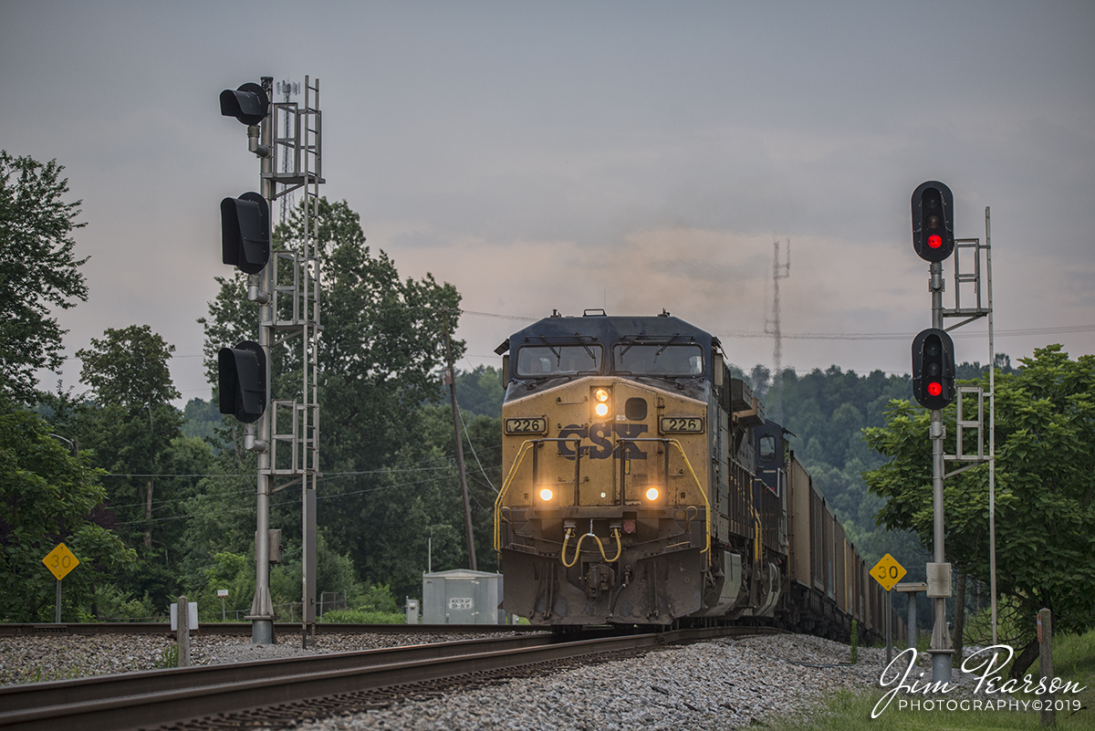 WEB-07.10.19 CSX W222-10 NB at Mortons Junction, Mortons Gap, Ky