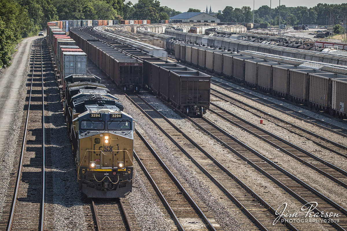 WEB-07.13.19 CSX Q025-13 SB at Howell Yard, Eavansville, IN