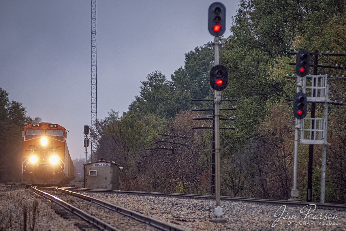 October 22, 2007 - Blast From The Past - BNSF 5971 leads a loaded coal train off the Buford Subdivision at Chiles Junction in West Paducah, Kentucky as it prepares to head down the Paducah and Louisville Railway bound for the coal Terminal at Calvert City, Kentucky.