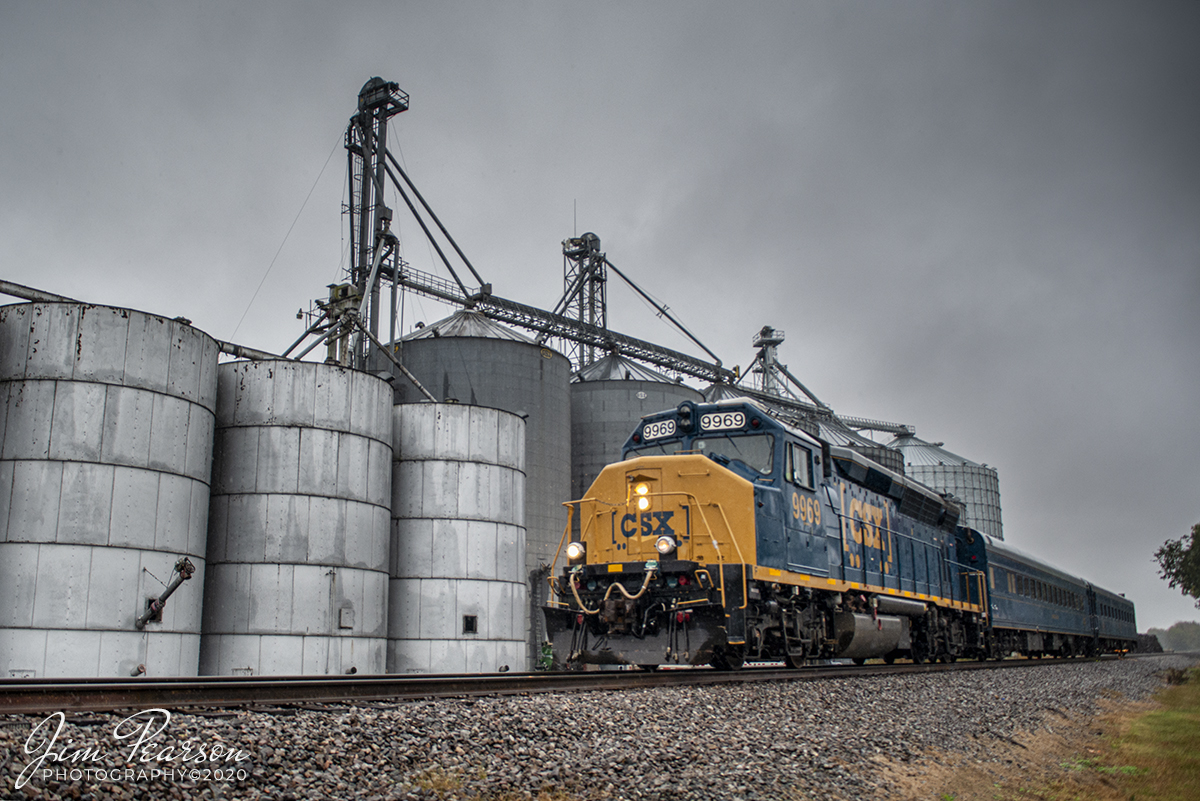 Northbound Geometry Train

Running under the remnants of Hurricane Zeta, CSXT 9969 passes the granary at Pembroke, Kentucky with a geometry train as it inspects the Henderson Subdivision between Nashville, TN and Evansville, IN on a rainy fall afternoon. 

Tech Info: Nikon D800, RAW, Sigma 24-70mm @ 24mm, f/2.8, 1/640, ISO 720.