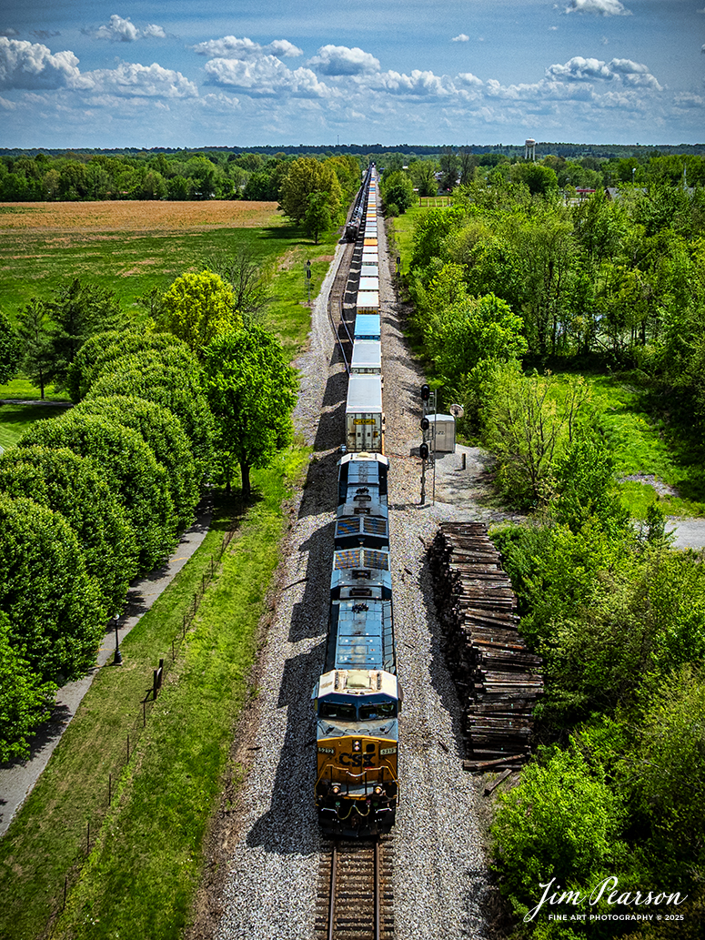 CSX northbound intermodal I128 passes B621, a loaded ethanol train, as they wait in the siding at Crofton, Kentucky, on the CSX Henderson Subdivision, on April 23, 2025.

Tech Info: DJI Mavic 3 Classic Drone, RAW, 24mm, f/2.8, 1/3200, ISO 110.

#railroad #railroads #train, #trains #railway #railway #railtransport #railroadengines #picturesoftrains #picturesofrailways #besttrainphotograph #bestphoto #photographyoftrains #bestsoldpicture #JimPearsonPhotography #trainsfromadrone #csxhendersonsubdivision