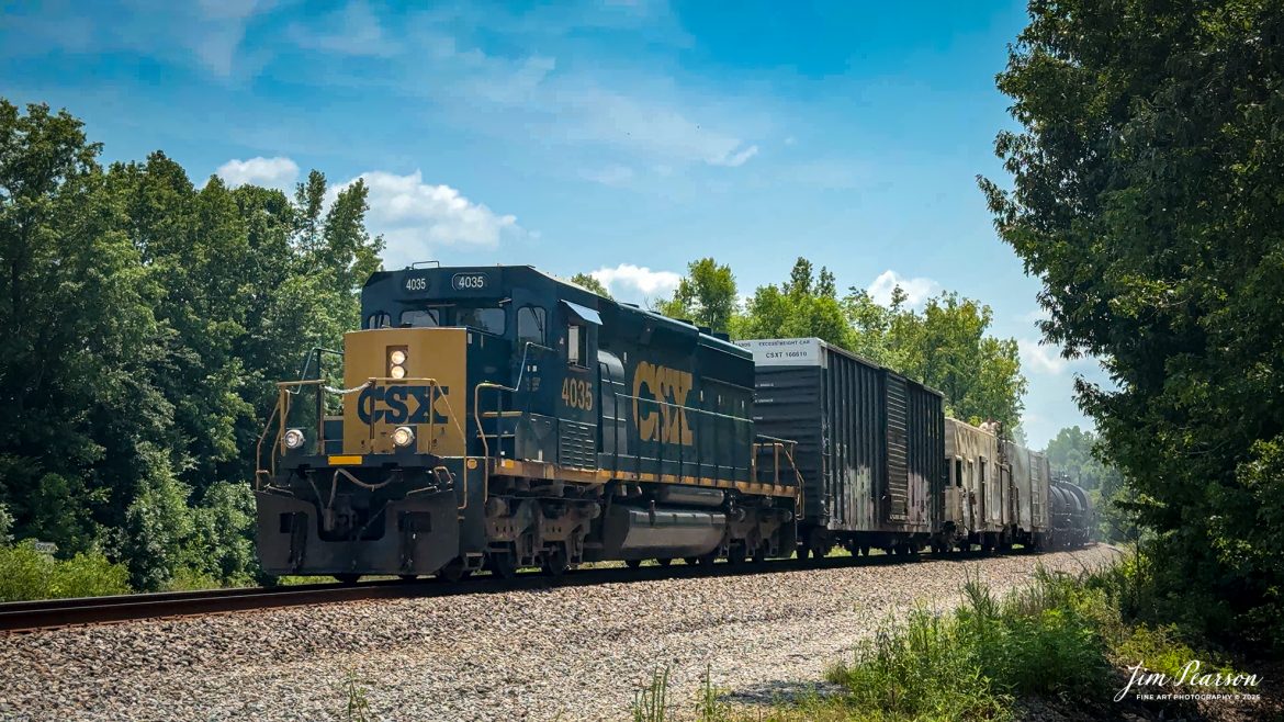 CSXT 4035 leads weed spraying train W054 as they work their way north at 15mph at Romney, Nortonville, Kentucky, on July 30th, 2025, on the CSX Henderson Subdivision. 

According to Wikipedia: A weed sprayer train controls the growth of weeds and other vegetation along railroad rights-of-way that can cause significant issues with drainage, obstruct worker access and become a nuisance to adjacent property owners. 

Tech Info: iPhone 16pro Frame Grab from 4K Video.

#trainphotography #railroadphotography #trains #railways #trainphotographer #railroadphotographer #jimpearsonphotography #trains #paducahandlouisvillerailway