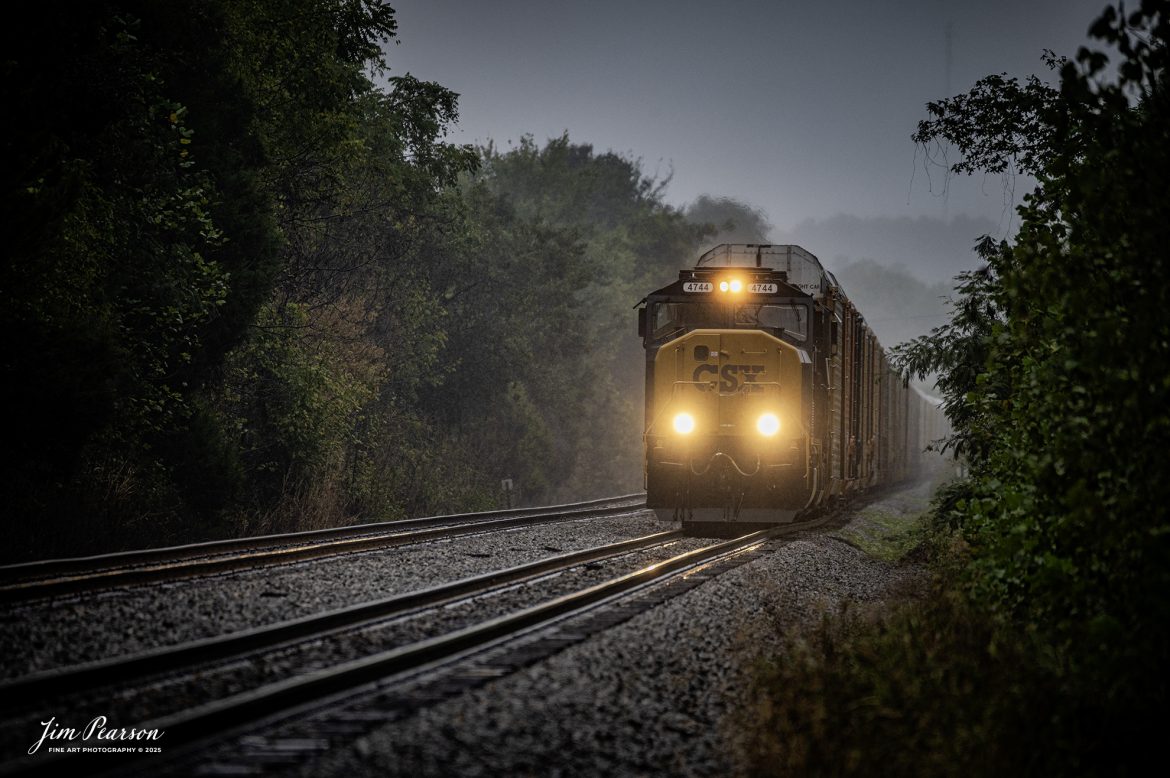 CSXT 4744 leads M217, an empty autorack train, as they pull south from the SE of Slaughters, Ky in a light rain, on the CSX Henderson Subdivision on October 6th, 2025.

Tech Info: Nikon Z6ii, RAW, Sigma 150-600 @ 600mm, f/6.3, 1/800, ISO 500

#railroad #railroads #train, #trains #railway #railway #steamtrains #railtransport #railroadengines #picturesoftrains #picturesofrailways #besttrainphotograph #bestphoto #photographyoftrains #bestsoldpicture #JimPearsonPhotography #onecsx #csx