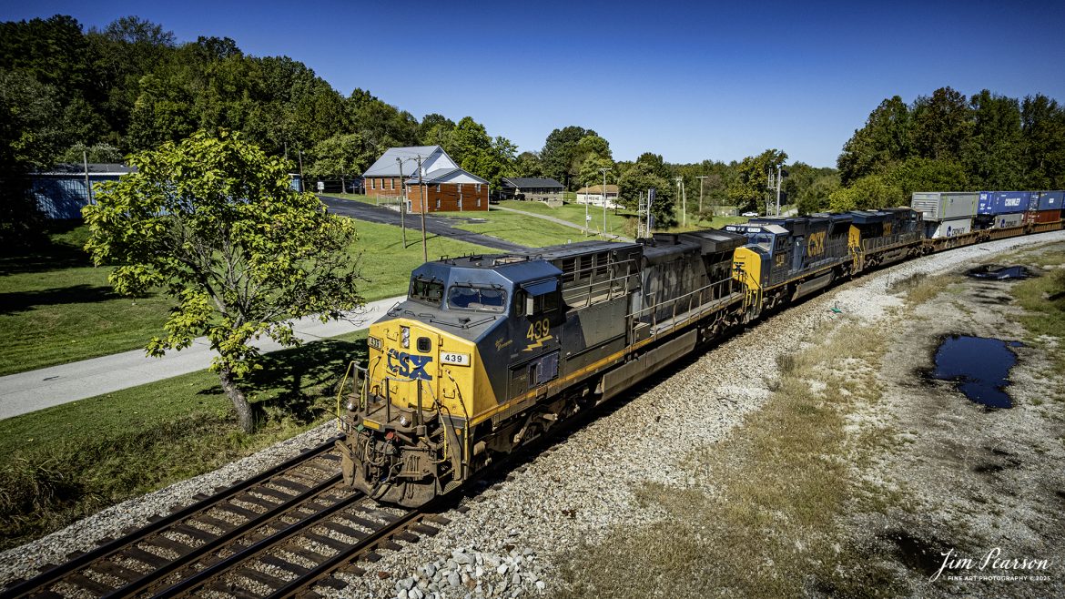 CSXT 439 leads intermodal I025 southbound as it comes off the cutoff at Mortons Junction at Mortons Gap, Kentucky, on October 8th, 2025, on the CSX Henderson Subdivision.

Tech Info: DJI Mavic Air 2S Drone, RAW, 22mm, f/2.8, 1/2500, ISO 110.

#railroad #railroads #train, #trains #railway #railway #railtransport #railroadengines #picturesoftrains #picturesofrailways #besttrainphotograph #bestphoto #photographyoftrains #bestsoldpicture #JimPearsonPhotography #trainsfromtheair #trainsfromadrone